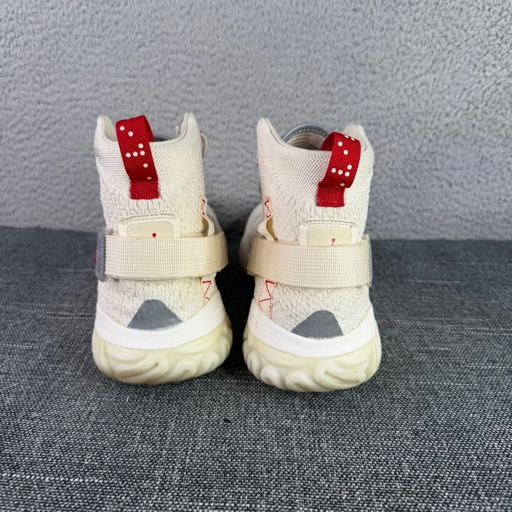 Jordan Apex-React Men‎ Size 10 Bio Beige Sail University Red Flyknit BQ1311-206